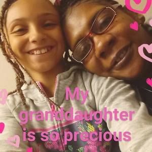 Meet your Posher, Dana